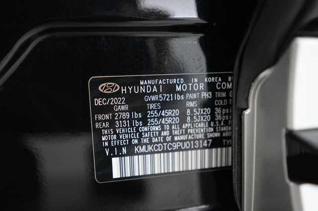 2023 Genesis GV60