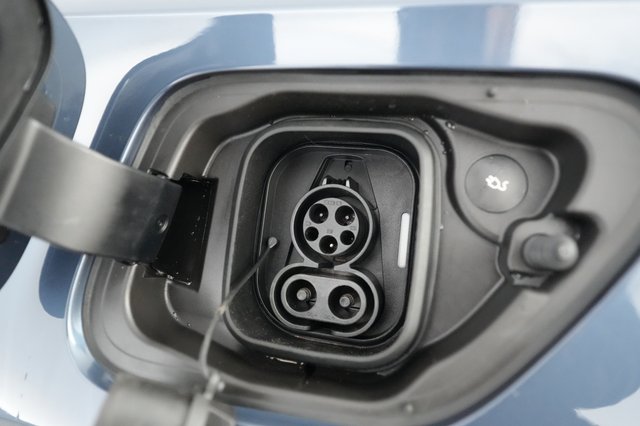 2023 Polestar 2 — photo 8 of 20
