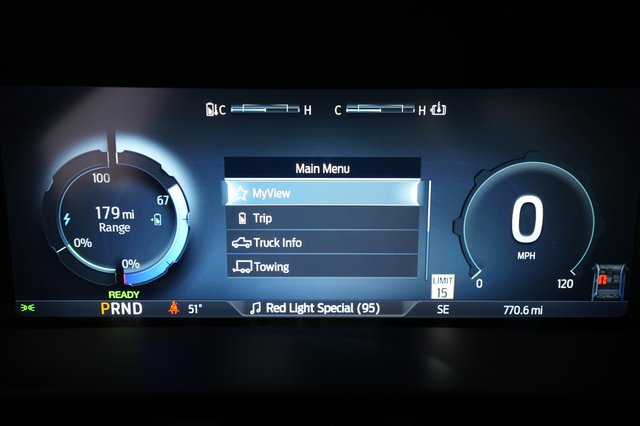 2024 Ford F-150 Lightning — photo 5 of 15