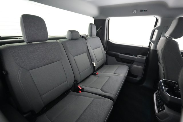 2024 Ford F-150 Lightning — photo 4 of 15