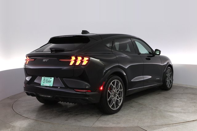 2025 Ford Mustang Mach-E — photo 2 of 21