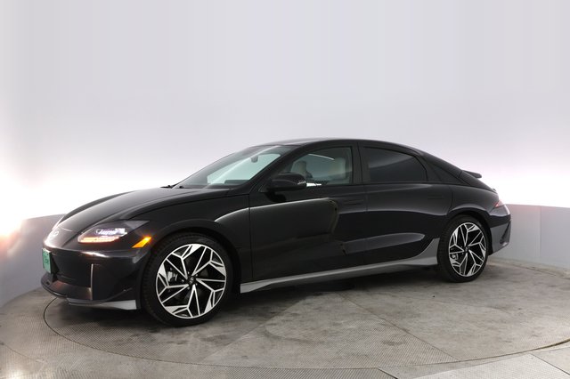 2025 Hyundai IONIQ 6 — photo 14 of 21