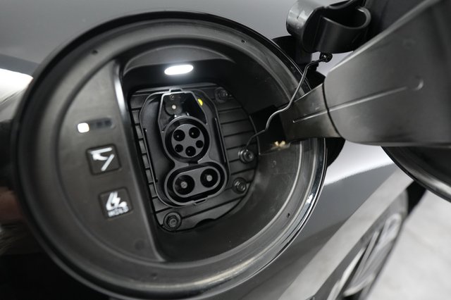 2025 Hyundai IONIQ 6 — photo 8 of 21