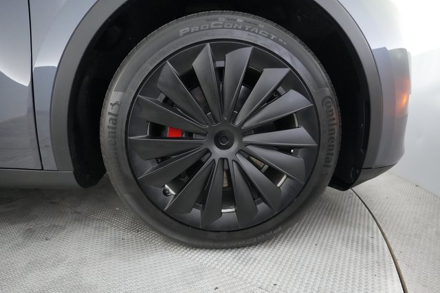2023 Tesla Model Y — photo 15 of 20