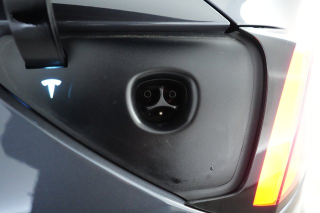 2023 Tesla Model Y — photo 8 of 20