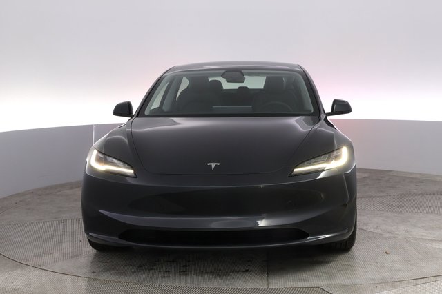 2024 Tesla Model 3 — photo 9 of 21