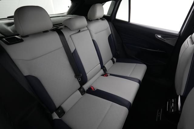 2024 Volkswagen ID.4 — photo 4 of 20