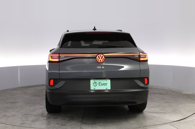 2024 Volkswagen ID.4 — photo 12 of 20