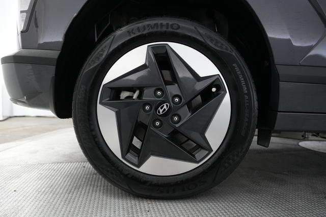 2024 Hyundai Kona Electric — photo 7 of 20