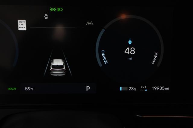 2024 Hyundai Kona Electric — photo 5 of 20