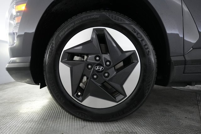 2024 Hyundai Kona Electric — photo 17 of 20