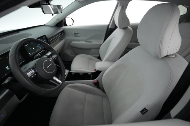2024 Hyundai Kona Electric — photo 3 of 20