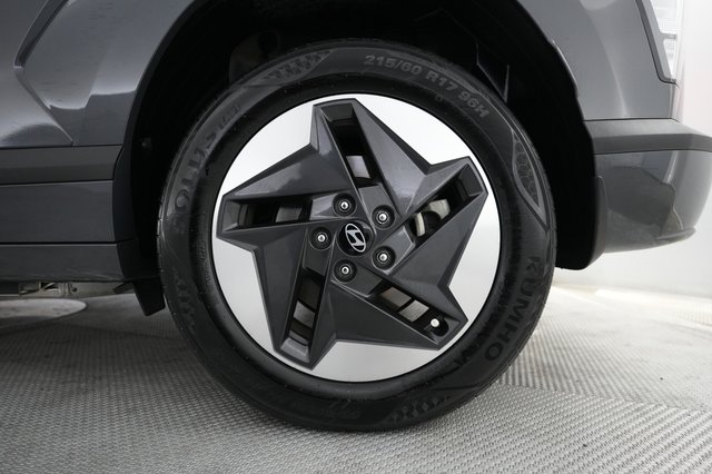 2024 Hyundai Kona Electric — photo 16 of 20