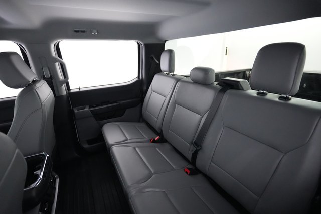 2023 Ford F-150 Lightning — photo 13 of 15