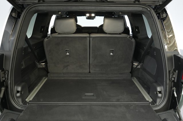 2023 Rivian R1S — photo 6 of 21