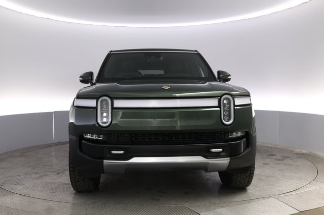 2023 Rivian R1S — photo 9 of 21