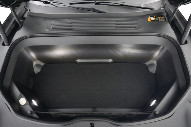 2023 Rivian R1S