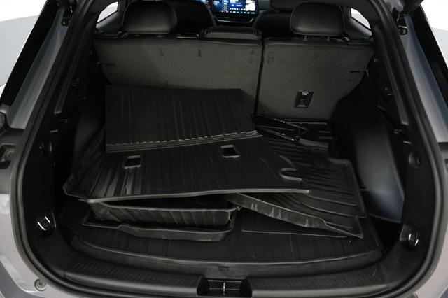 2024 Chevrolet Equinox EV — photo 6 of 20