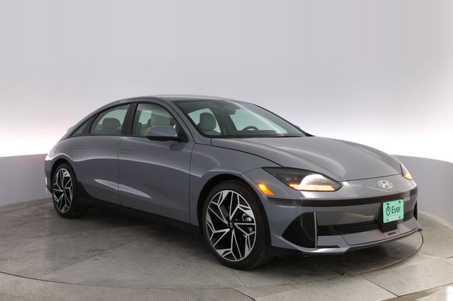 2024 Hyundai IONIQ 6 — photo 10 of 20