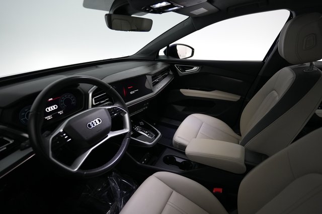 2024 Audi Q4 e-tron — photo 3 of 21