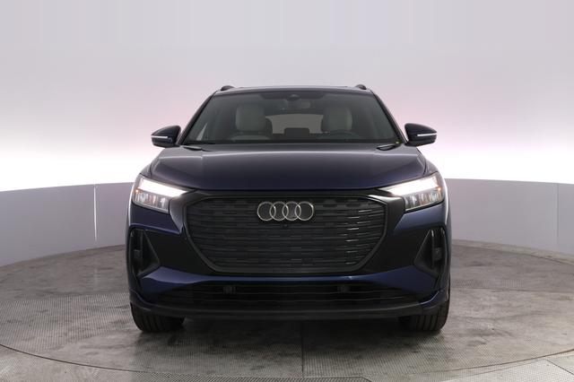 2024 Audi Q4 e-tron — photo 9 of 21