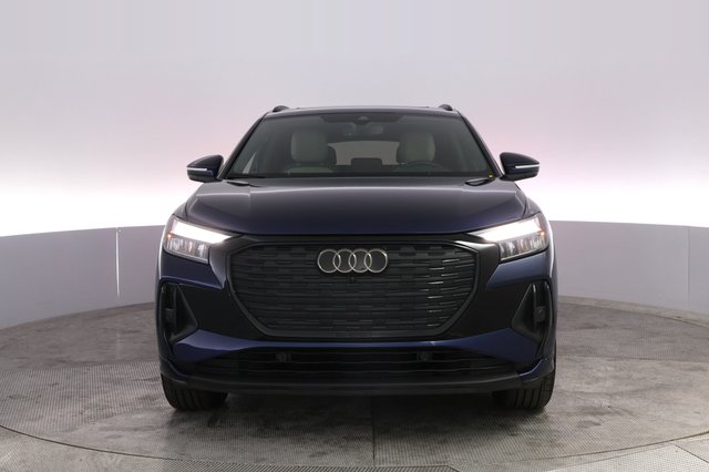 2024 Audi Q4 e-tron — photo 9 of 21