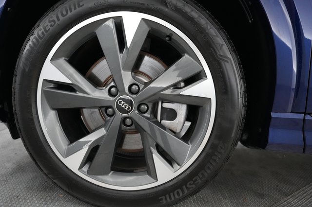 2024 Audi Q4 e-tron — photo 16 of 21