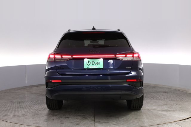 2024 Audi Q4 e-tron — photo 12 of 21