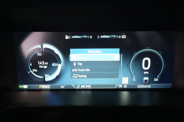 2023 Ford F-150 Lightning — photo 5 of 15