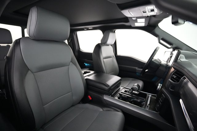 2023 Ford F-150 Lightning — photo 12 of 15