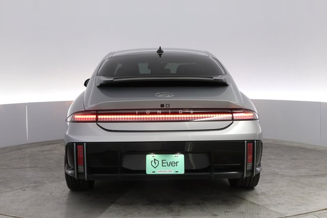 2023 Hyundai IONIQ 6 — photo 12 of 20