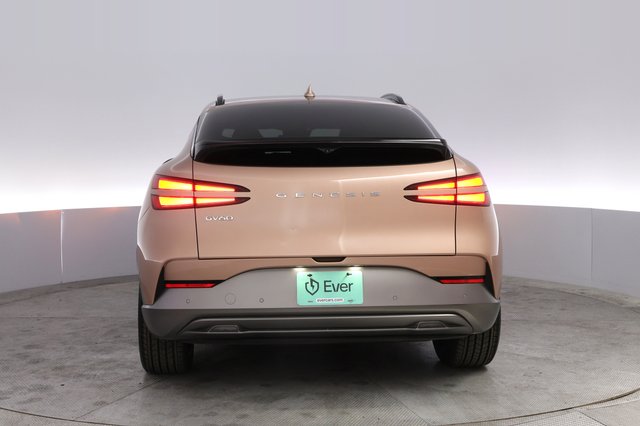 2023 Genesis GV60 — photo 12 of 21