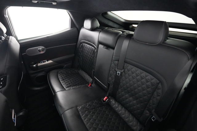 2023 Genesis GV60