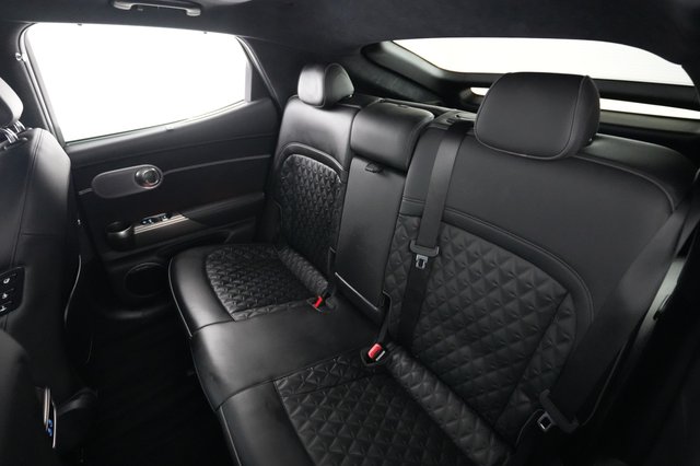2023 Genesis GV60 — photo 19 of 21