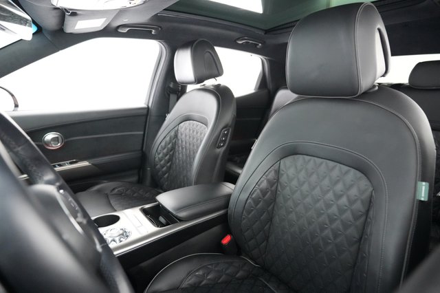 2023 Genesis GV60 — photo 3 of 21