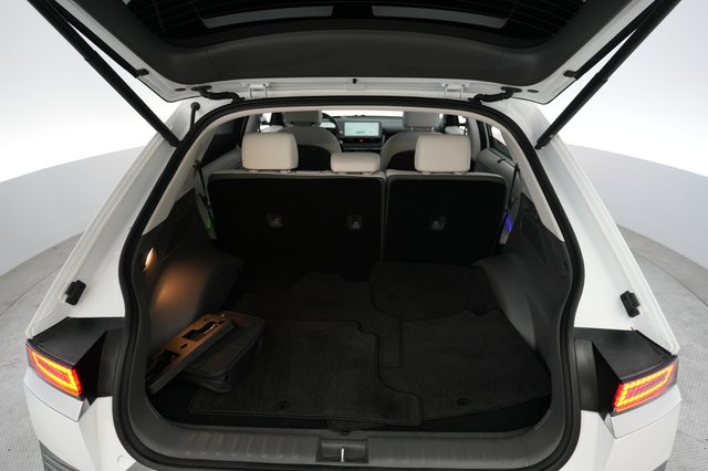 2024 Hyundai IONIQ 5 — photo 6 of 21