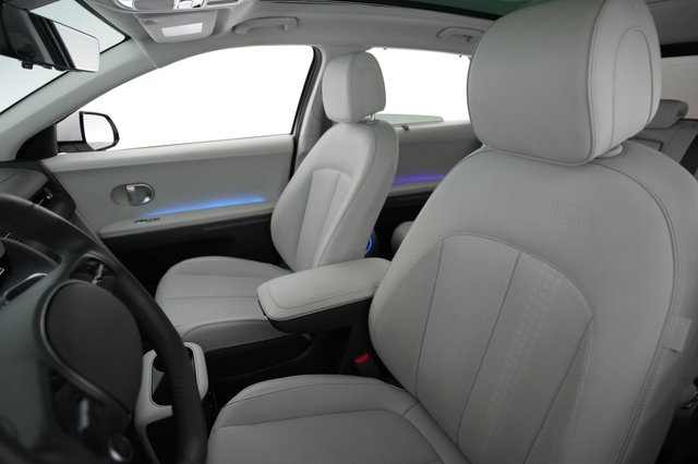 2024 Hyundai IONIQ 5 — photo 3 of 21