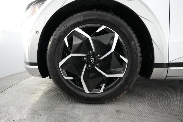 2024 Hyundai IONIQ 5 — photo 15 of 21