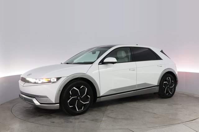 2024 Hyundai IONIQ 5 — photo 14 of 21