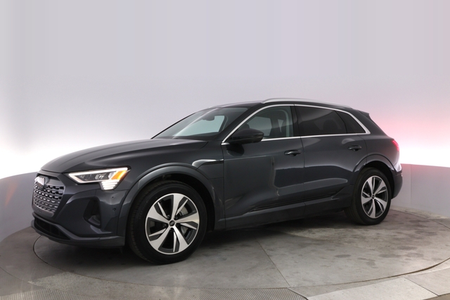 2024 Audi Q8 e-tron