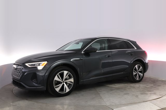 2024 Audi Q8 e-tron — photo 14 of 22