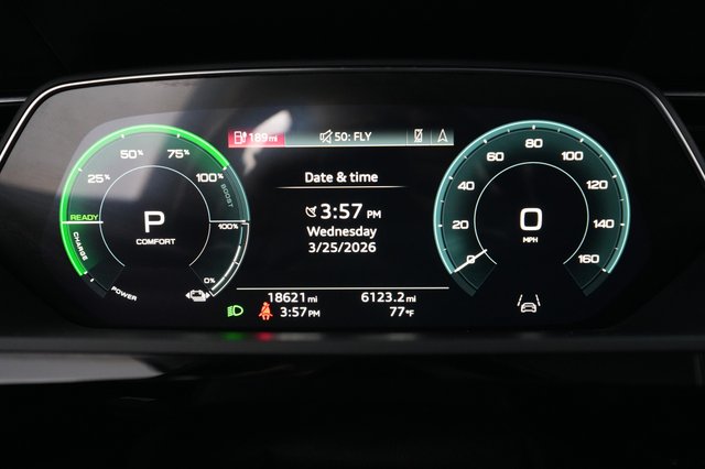 2024 Audi Q8 e-tron — photo 5 of 22