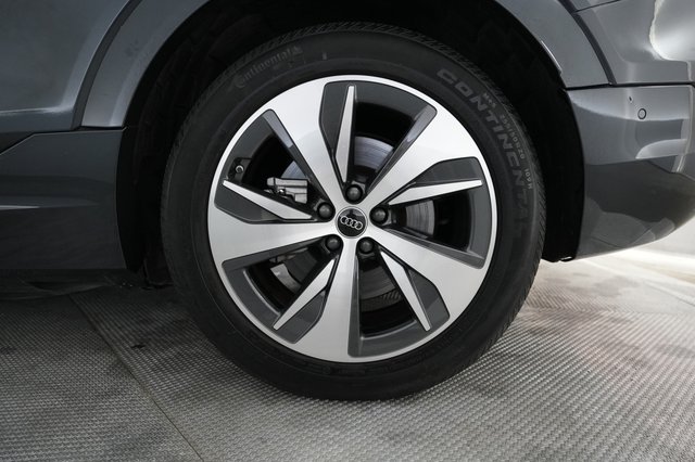 2024 Audi Q8 e-tron — photo 7 of 22