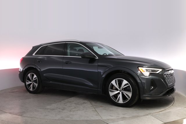 2024 Audi Q8 e-tron — photo 11 of 22