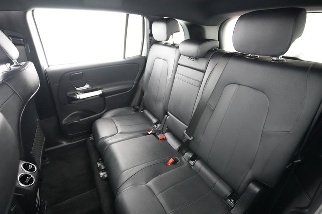 2025 Mercedes-Benz EQB — photo 19 of 20