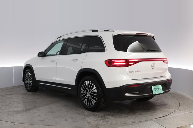 2025 Mercedes-Benz EQB — photo 13 of 20