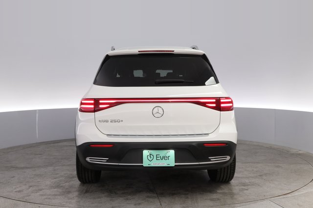 2025 Mercedes-Benz EQB — photo 12 of 20