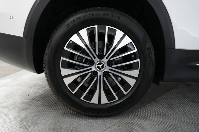 2025 Mercedes-Benz EQB — photo 17 of 20