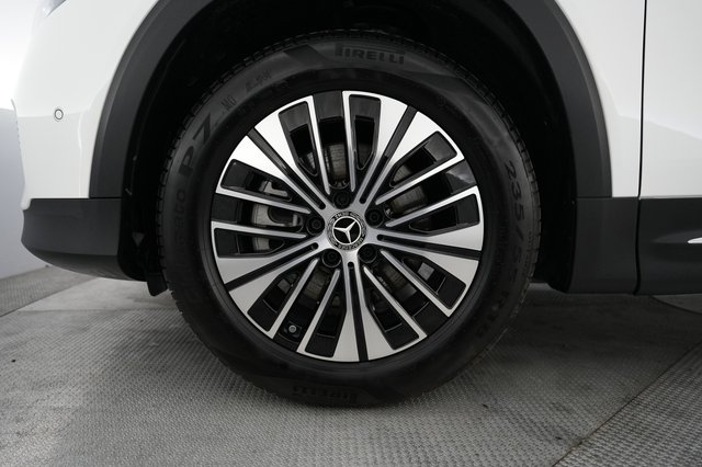2025 Mercedes-Benz EQB — photo 15 of 20