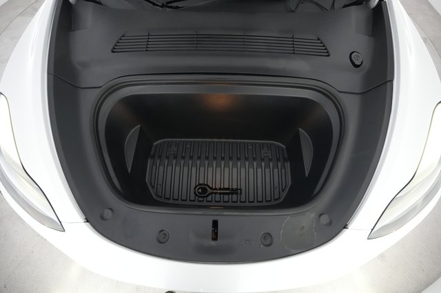 2022 Tesla Model Y — photo 20 of 21